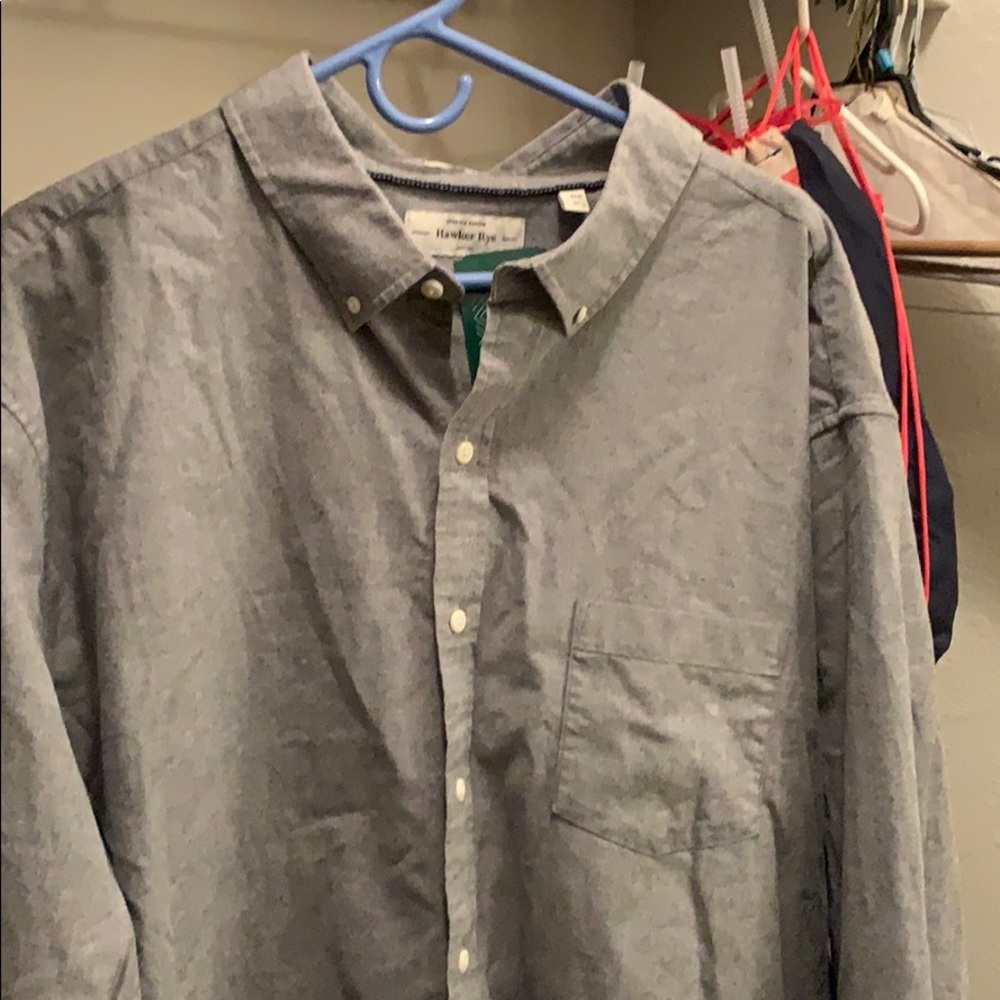 NWT casual men’s button down